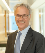 抗皱产物邀请诺得从代言：科学取斑斓的完满连